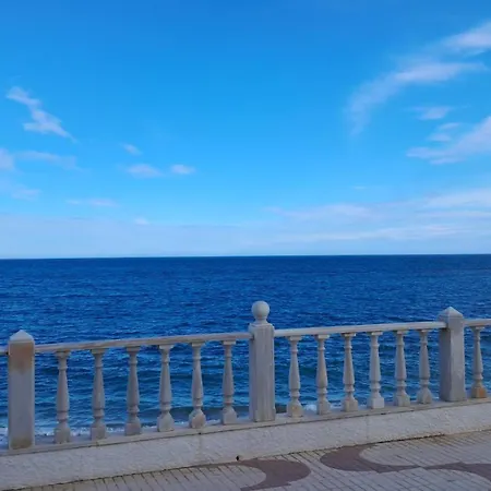 Apartment Piso Beautiful & Spacious - 50 Meters From The Garrucha
