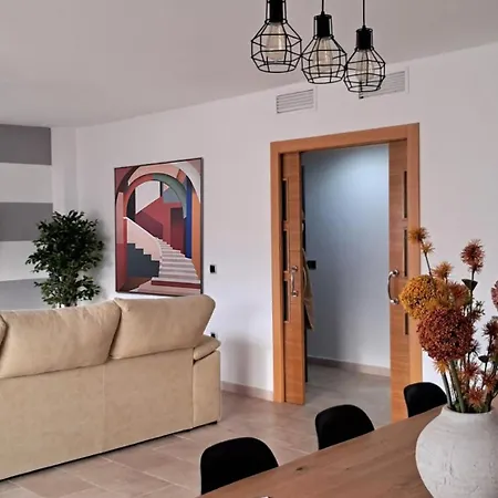 Piso Beautiful & Spacious - 50 Meters From The Apartment