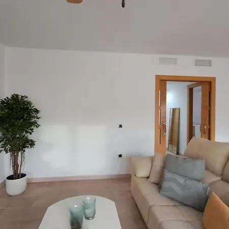 Piso Beautiful & Spacious - 50 Meters From The *